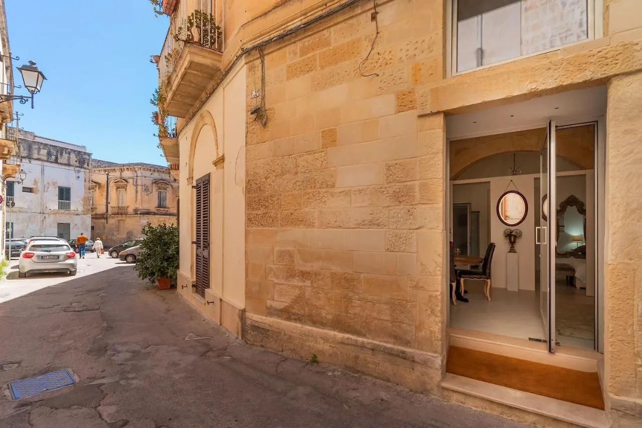 Casa Dei Nonni Di Via Idomeneo By Barbarhouse Apartment Lecce Italy
